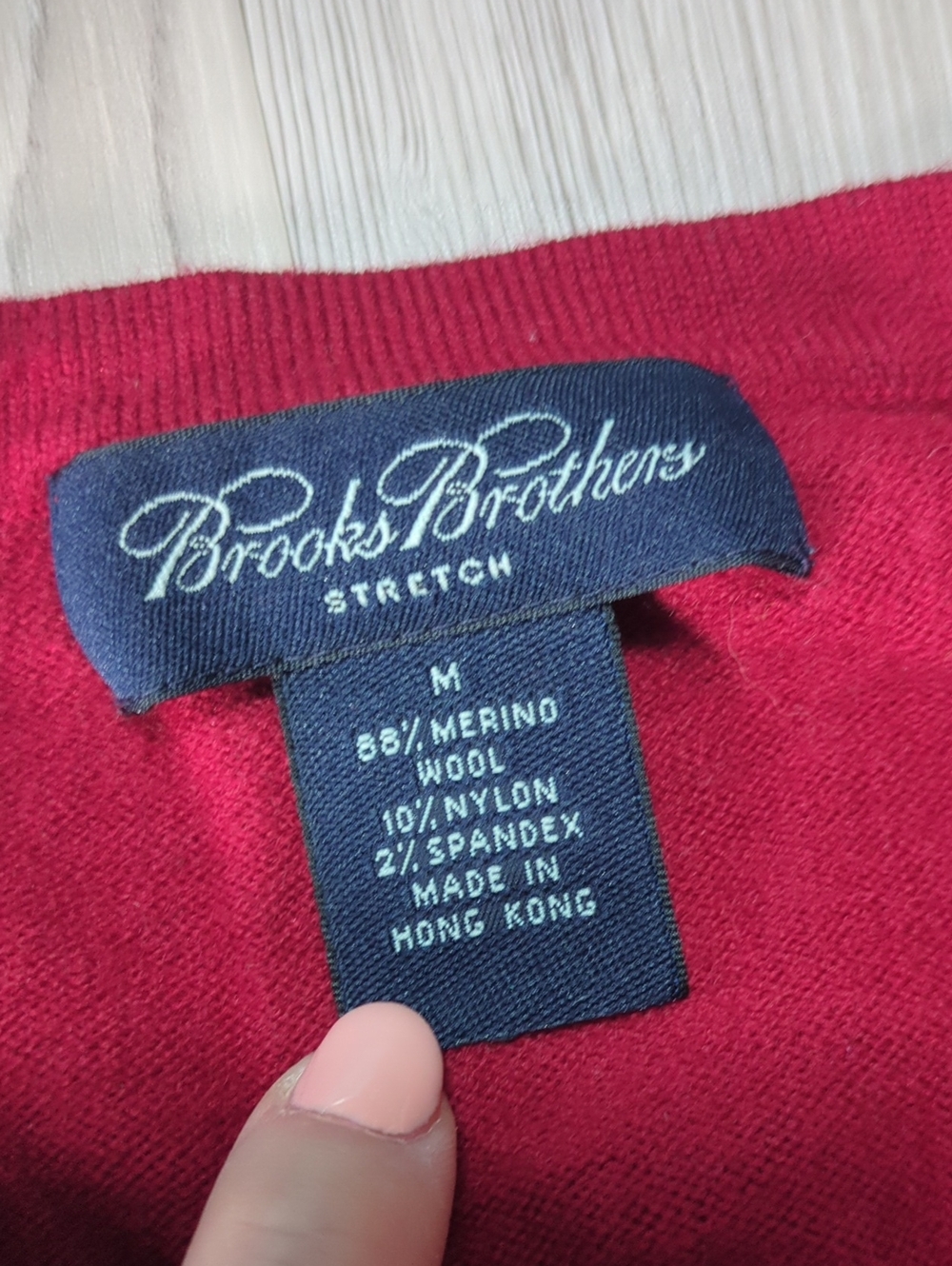 Brooks Brothers Merino Wool V-Neck Sweater Red M Stretch - Picture 2 of 9